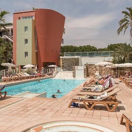Pierre & Premium Port Prestige Aparthotel 4*