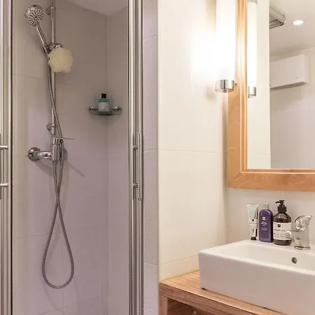 Pierre & Premium Port Prestige 4* Antibes