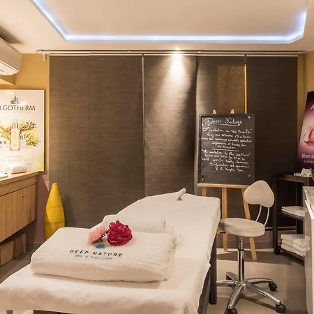 Pierre & Premium Port Prestige 4* Antibes