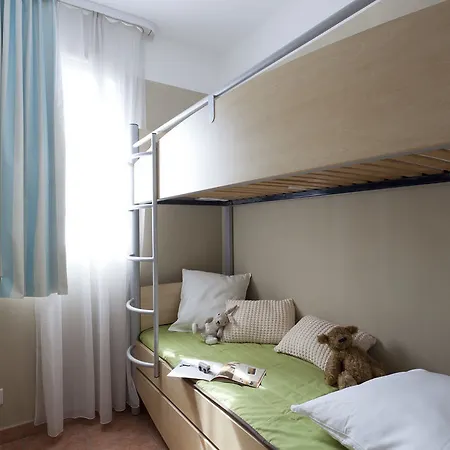 Pierre & Premium Port Prestige Aparthotel Antibes