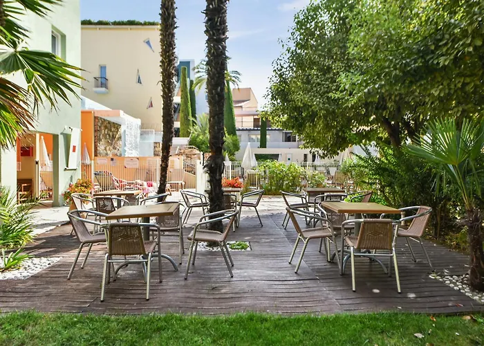 Pierre & Premium Port Prestige Antibes