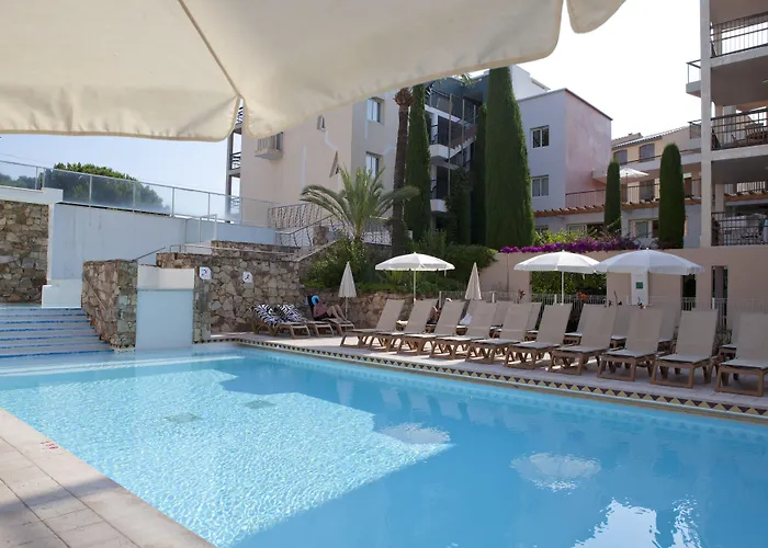 Pierre & Premium Port Prestige