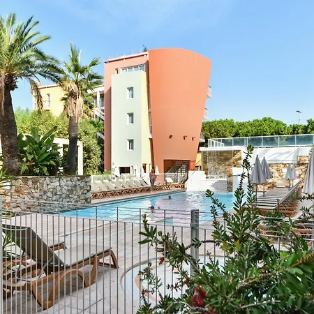 Résidence Pierre&vacances Premium Port Prestige 4*