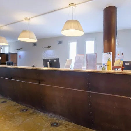 Pierre & Premium Port Prestige Aparthotel 4*