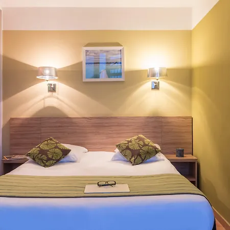 Hotel apartamentowy Pierre & Premium Port Prestige Antibes