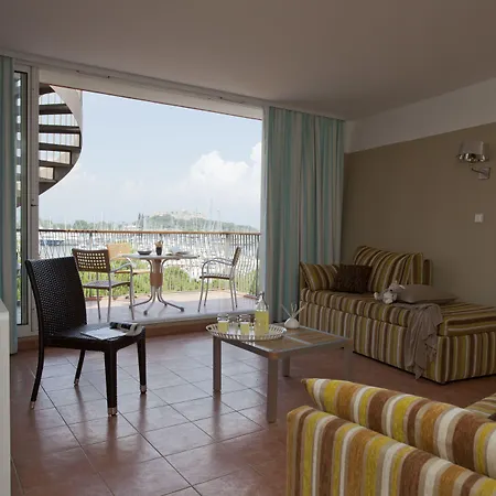 Pierre & Premium Port Prestige Hotel apartamentowy