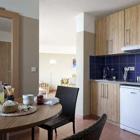 Pierre & Premium Port Prestige Hotel apartamentowy