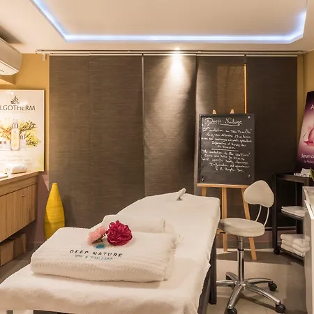Pierre & Premium Port Prestige Hotel apartamentowy