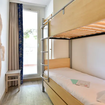 Hotel apartamentowy Pierre & Premium Port Prestige 4*