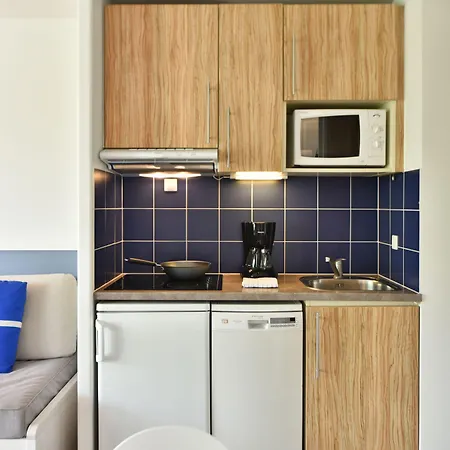 Pierre & Premium Port Prestige