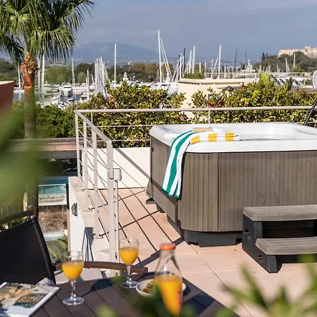 Pierre & Premium Port Prestige