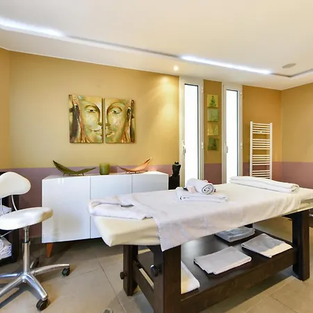 Pierre & Premium Port Prestige Antibes