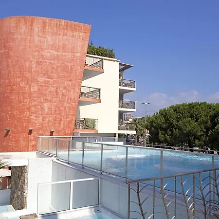 Pierre & Premium Port Prestige Antibes