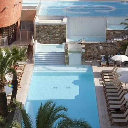 Résidence Pierre&vacances Premium Port Prestige 4*