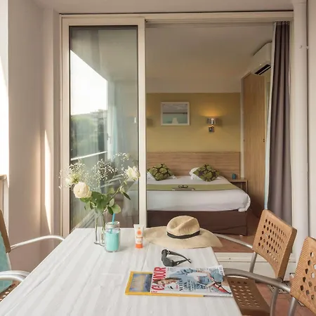 Pierre & Premium Port Prestige 4*