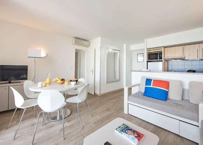 Pierre & Premium Port Prestige Antibes