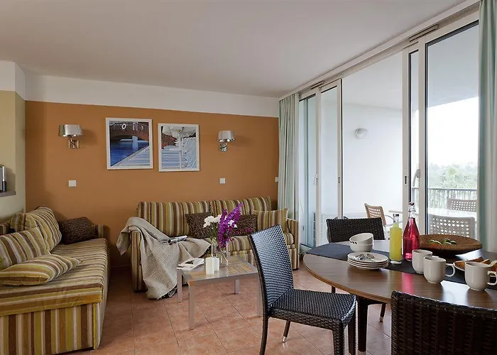 Pierre & Premium Port Prestige