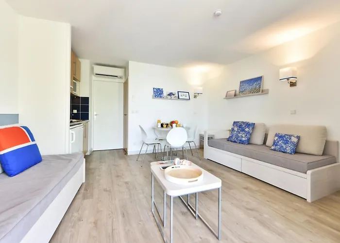 Pierre & Premium Port Prestige Antibes